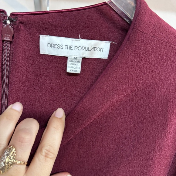 DRESS THE POPULATION COBY LONG SLEEVE STRETCH CREPE RWIST DRESS SIZE medium - Picture 4 of 7